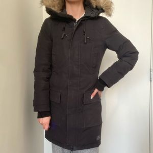 Aritzia TNA bancroft parka
